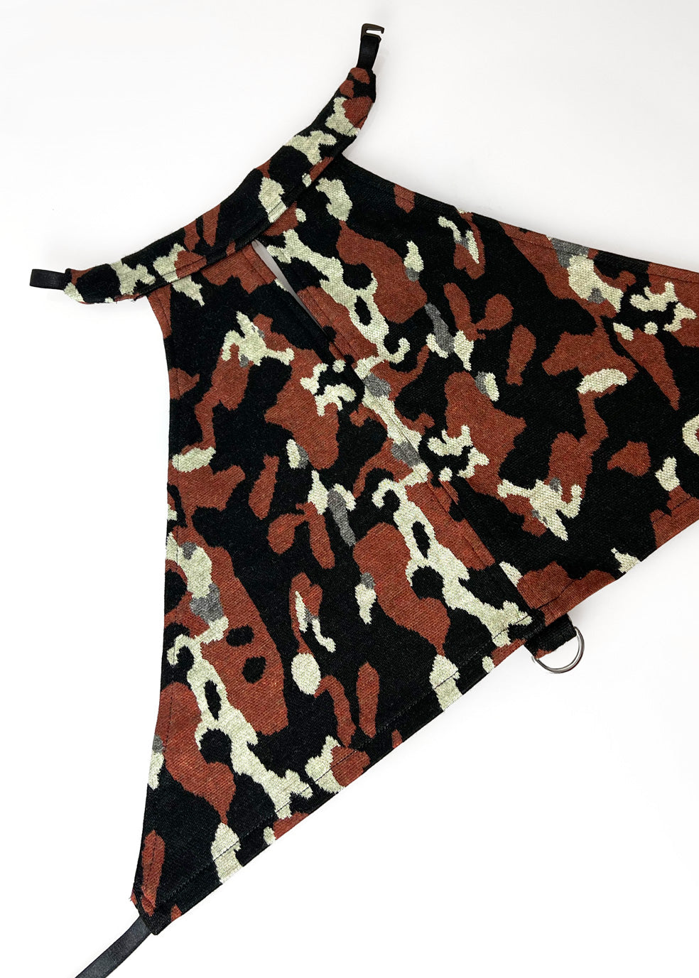 Halter Crop Top with Elastic Ties "Zia" in Camouflage